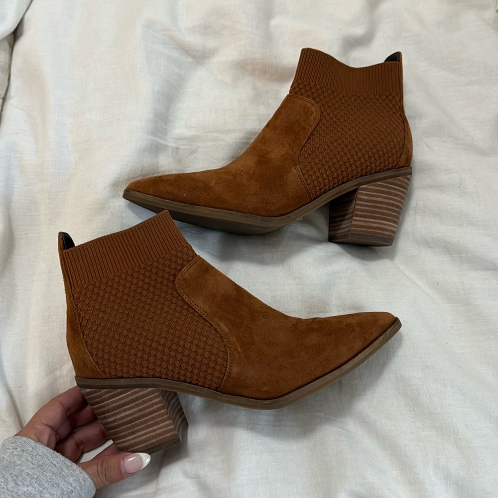 Never Worn Cole Haan Suede Stretch Booties